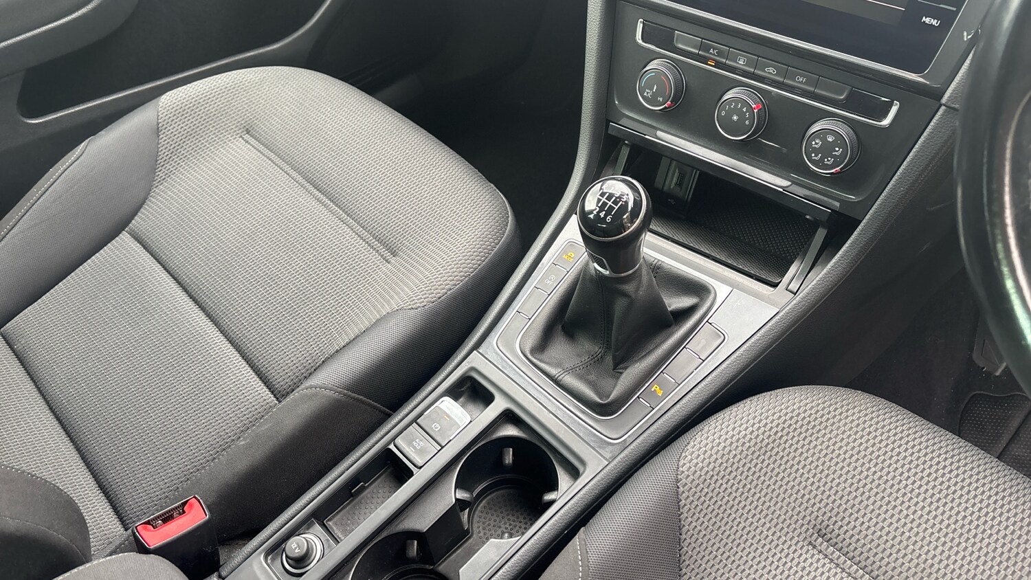 Used Volkswagen Golf 2019 for sale - 76181907: Photo 14
