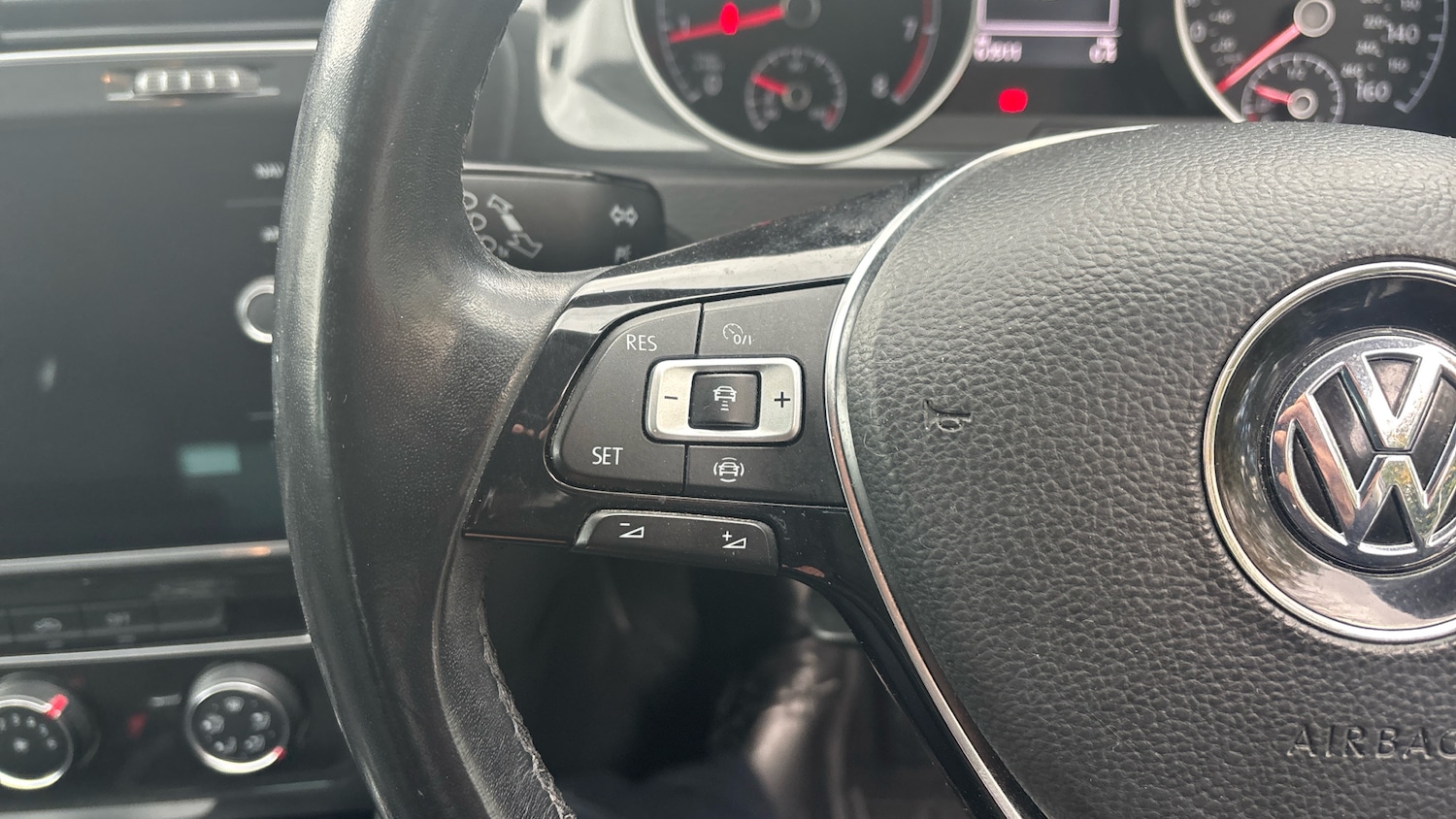 Used Volkswagen Golf 2019 for sale - 76181907: Photo 17