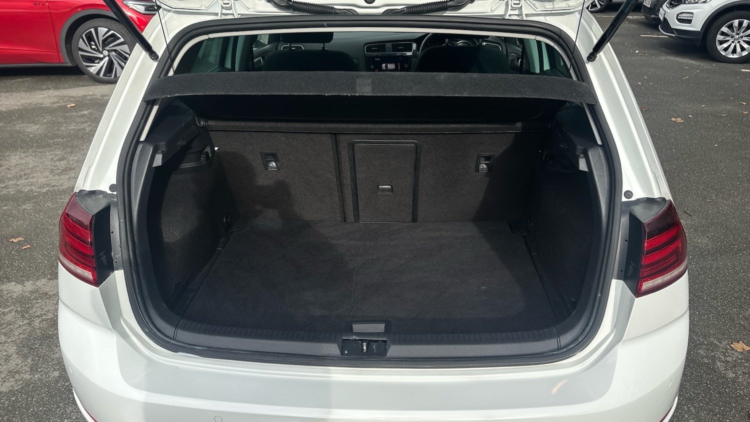 Used Volkswagen Golf 2019 for sale - 76181907: Photo 20