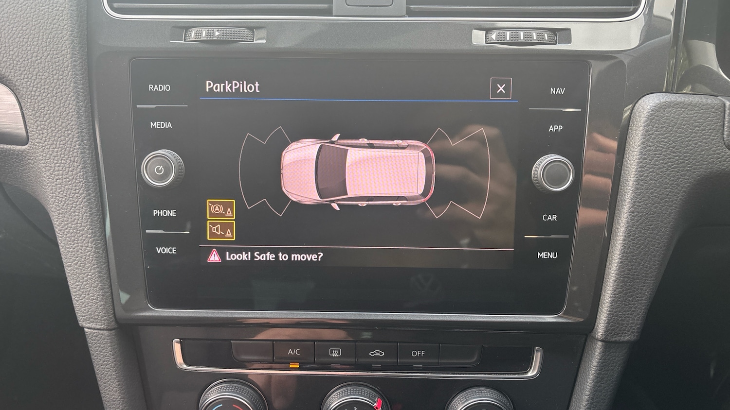 Used Volkswagen Golf 2019 for sale - 76181907: Photo 35