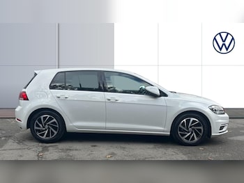 Used Volkswagen Golf 2019 for sale - 76181907: Photo