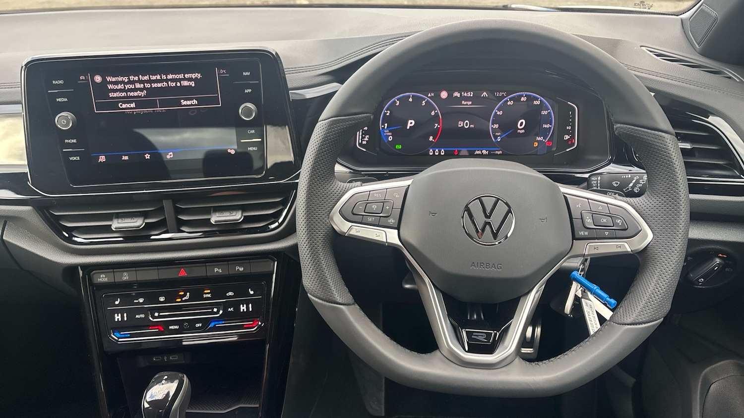 Used Volkswagen T-Roc 2025 for sale - 76075771: Photo 10