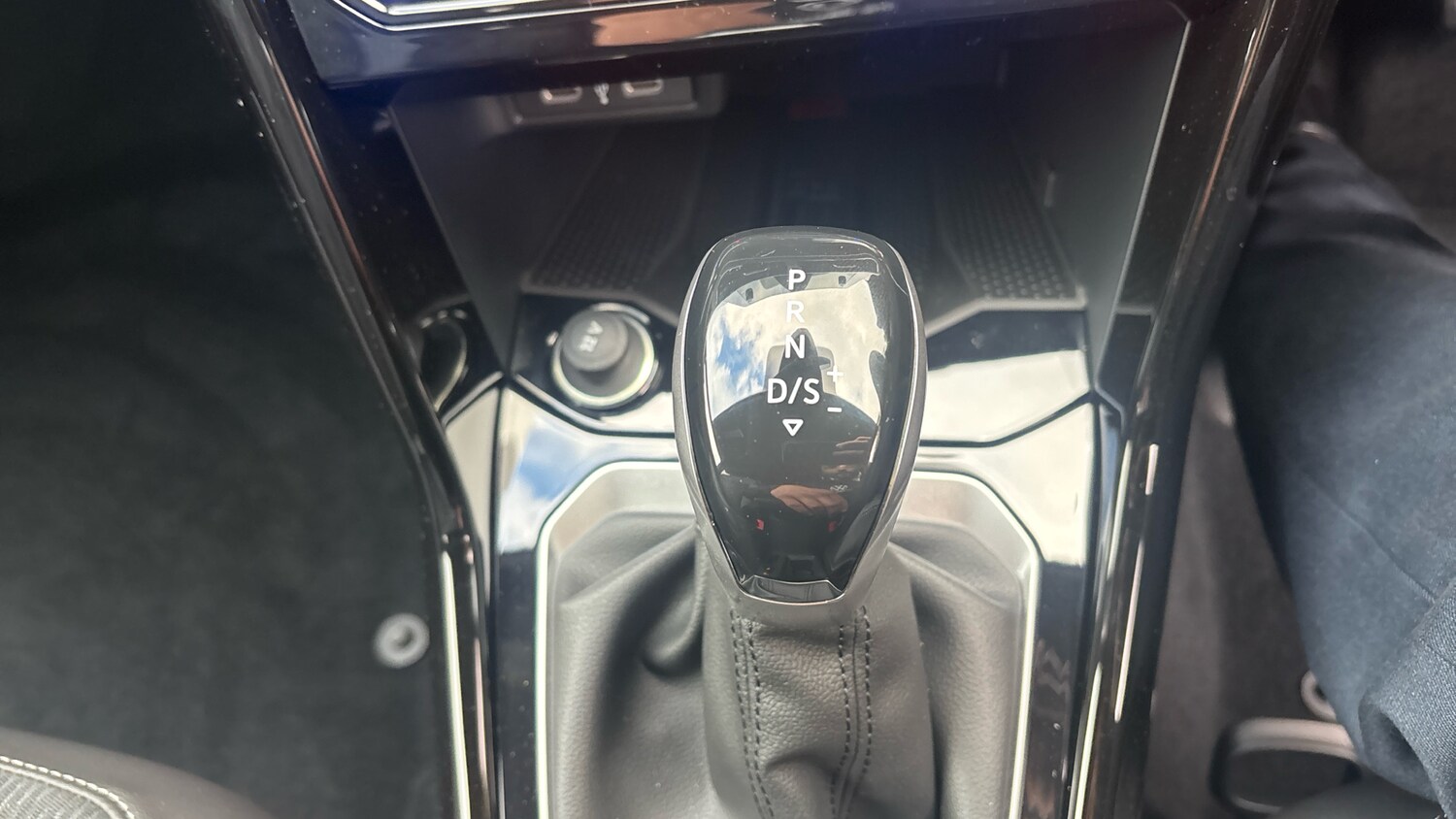 Used Volkswagen T-Roc 2025 for sale - 76075771: Photo 25