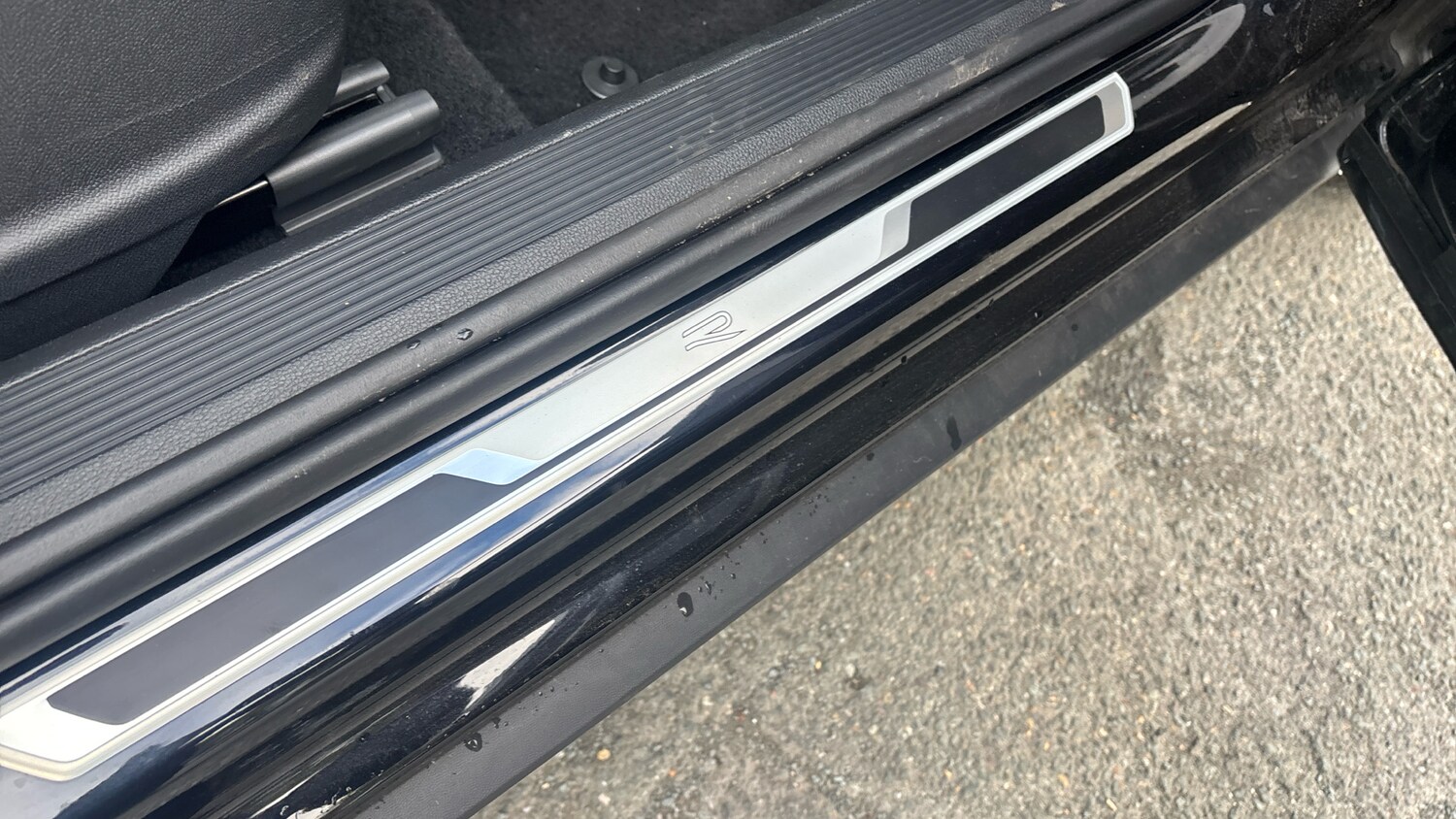 Used Volkswagen T-Roc 2025 for sale - 76075771: Photo 42