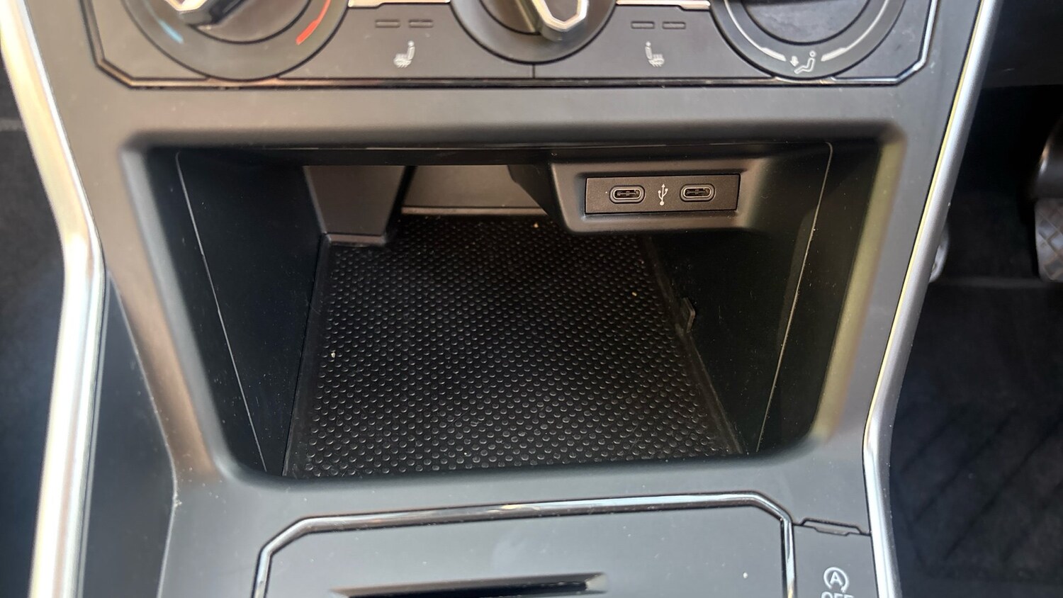 Vehicle 33
