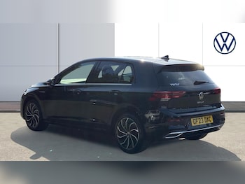 Used Volkswagen Golf 2023 for sale - 75561262: Photo