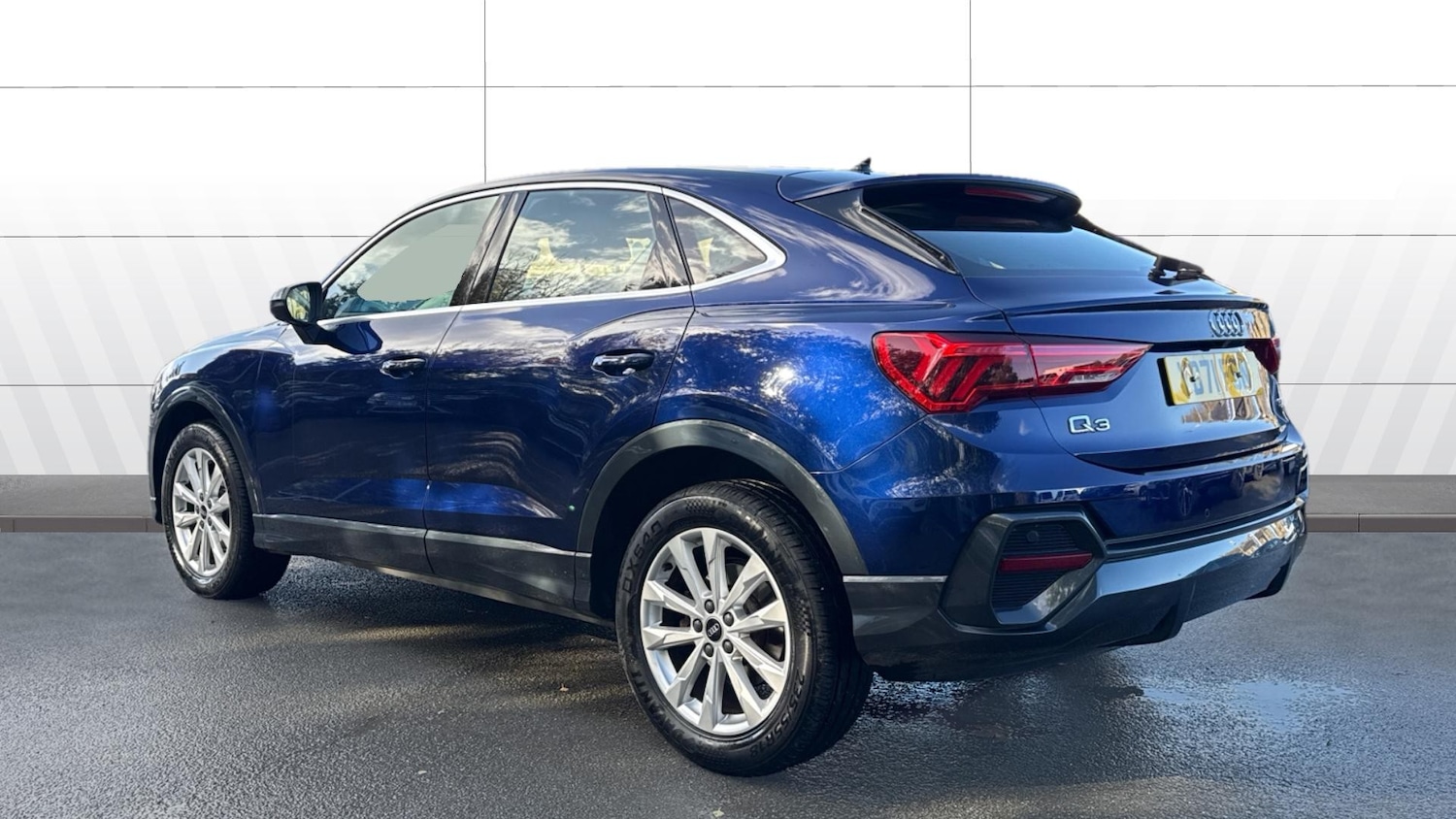 Used Audi Q3 2022 for sale - 76404426: Photo 2