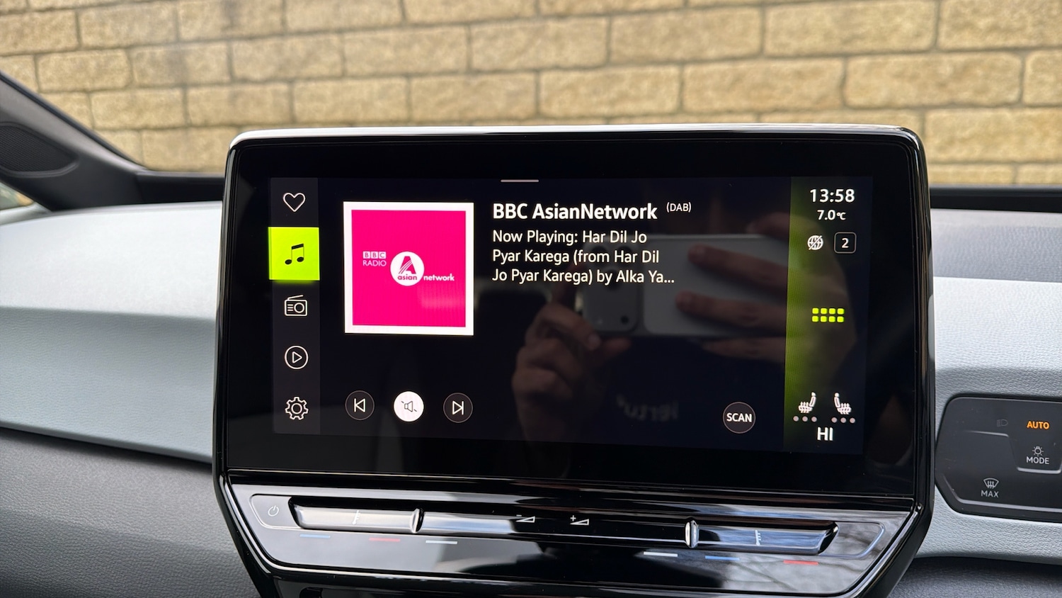 Used Volkswagen ID.3 2023 for sale - 77935106: Photo 12