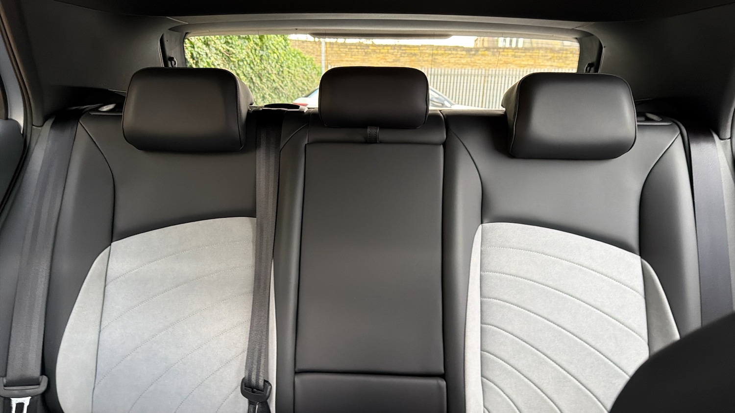 Used Volkswagen ID.3 2023 for sale - 77935106: Photo 16