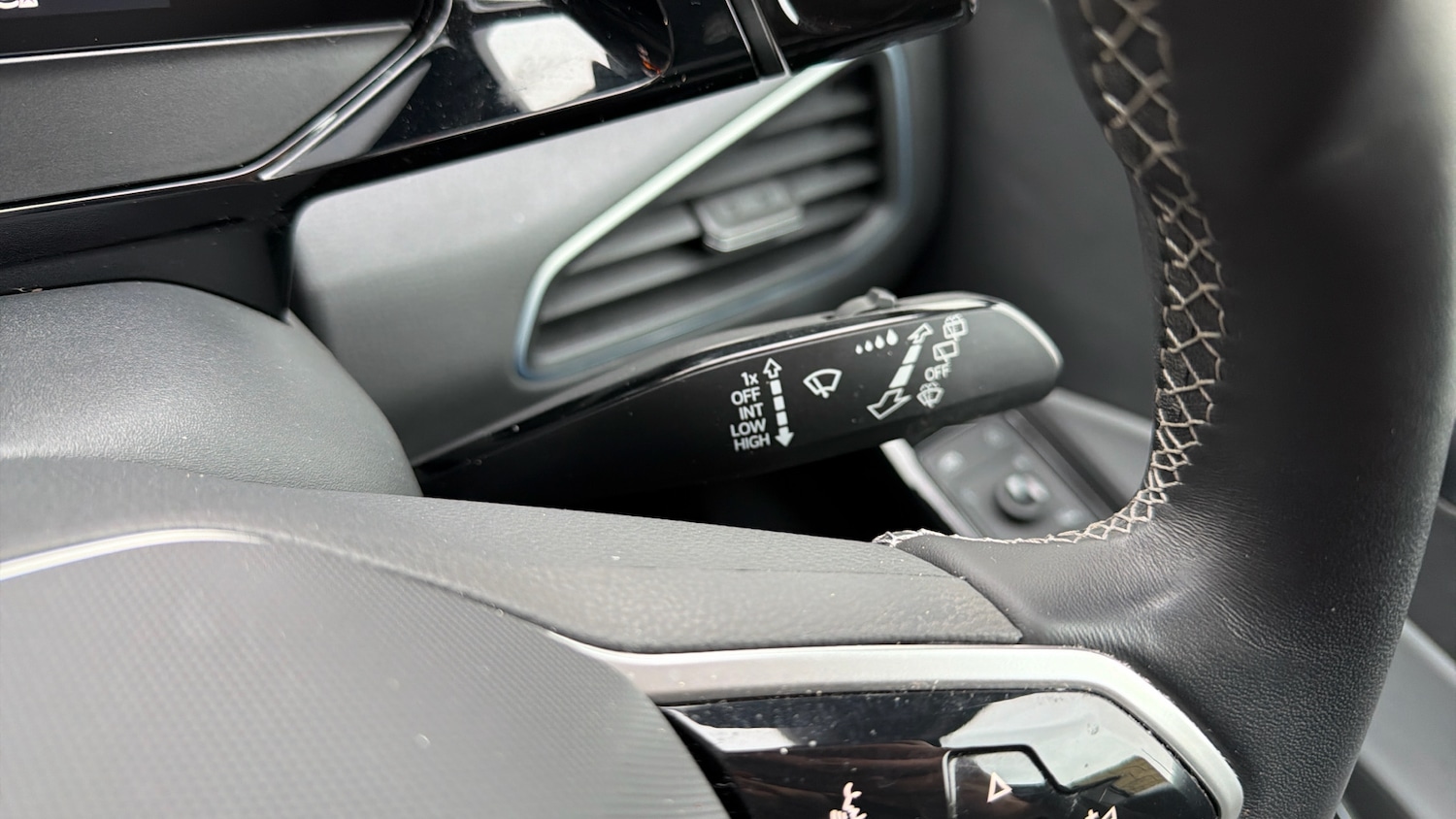 Used Volkswagen ID.3 2023 for sale - 77935106: Photo 27