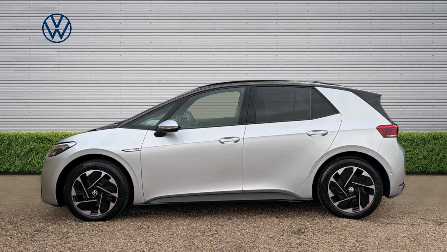 Used Volkswagen ID.3 2023 for sale - 77935106: Photo 4