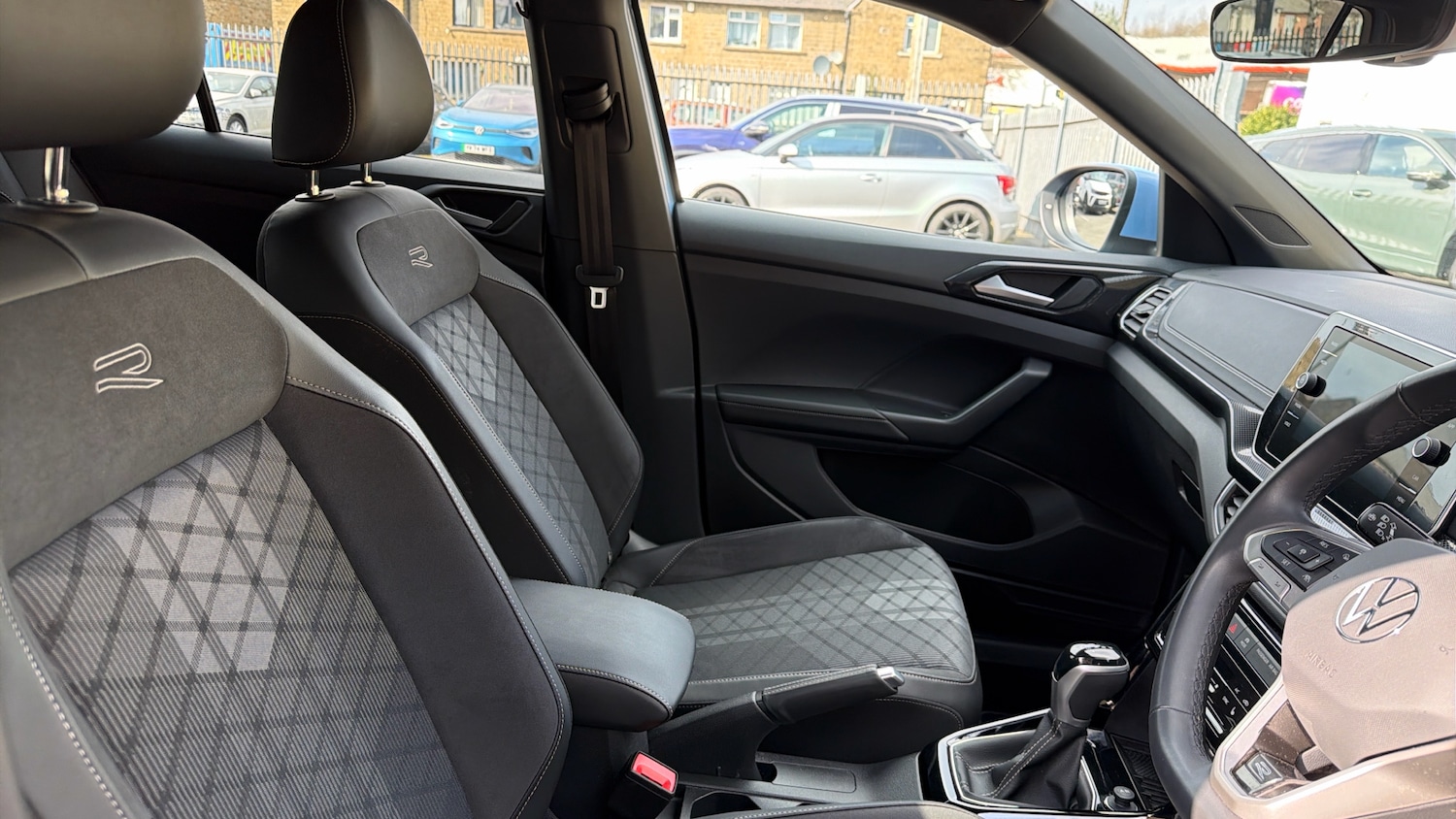 Used Volkswagen T-Cross 2025 for sale - 78015153: Photo 15