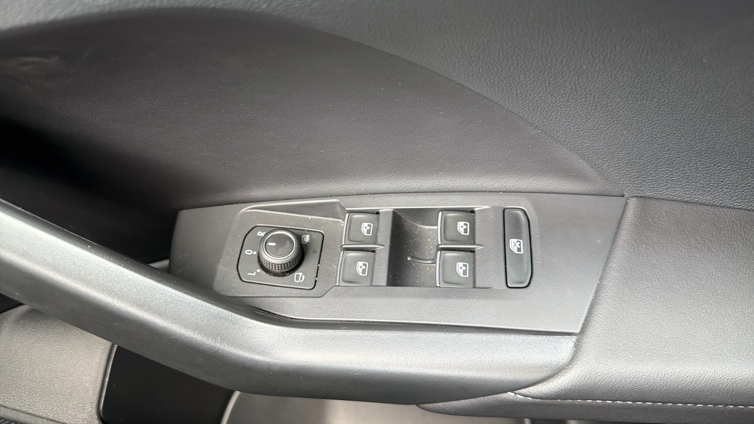 Used Volkswagen T-Cross 2025 for sale - 78015153: Photo 19