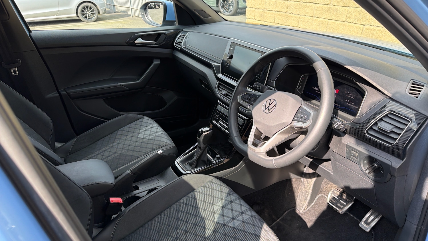 Used Volkswagen T-Cross 2025 for sale - 78015153: Photo 6