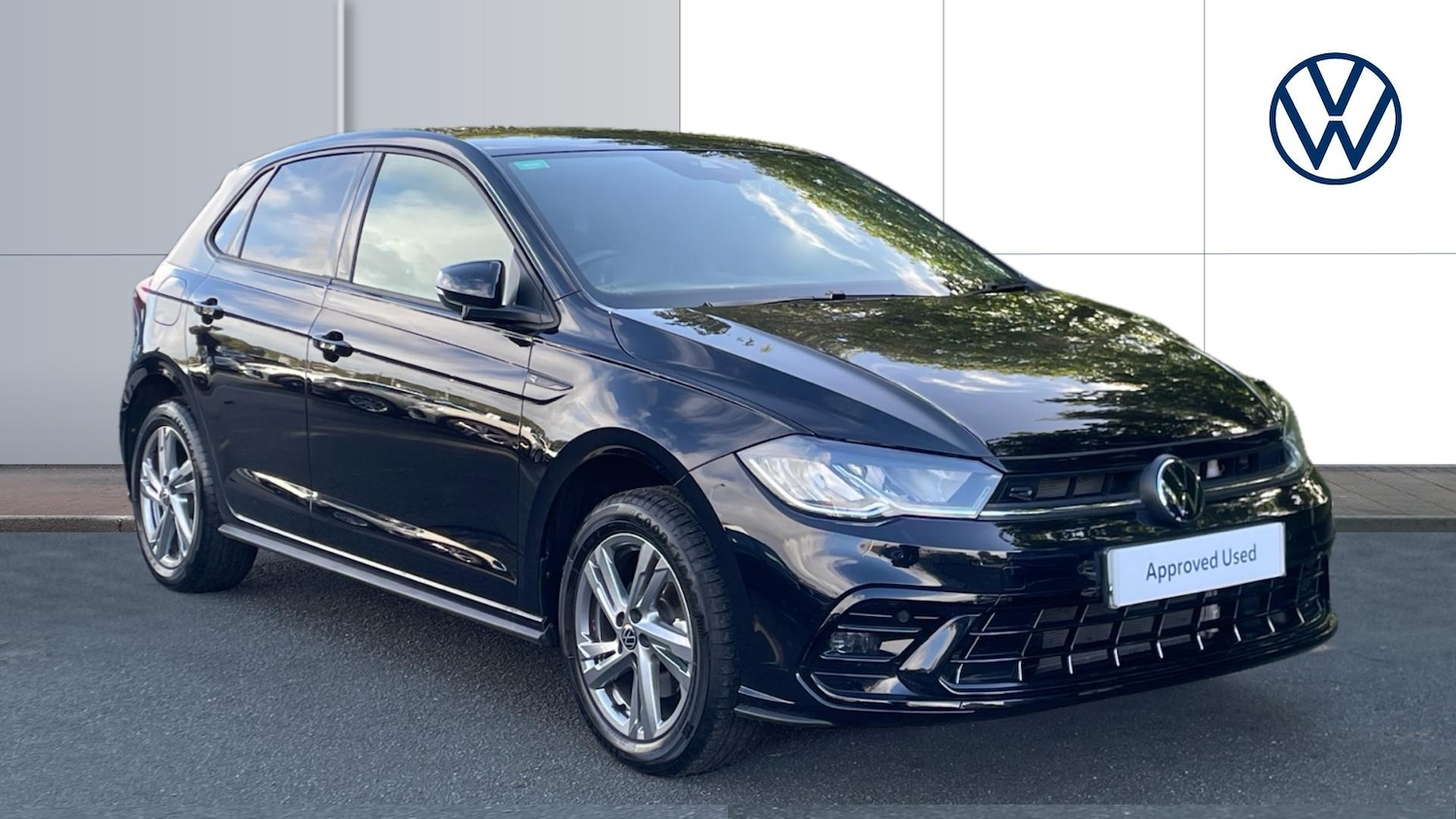 Used Volkswagen Polo 2024 for sale - 76322394: Photo 1