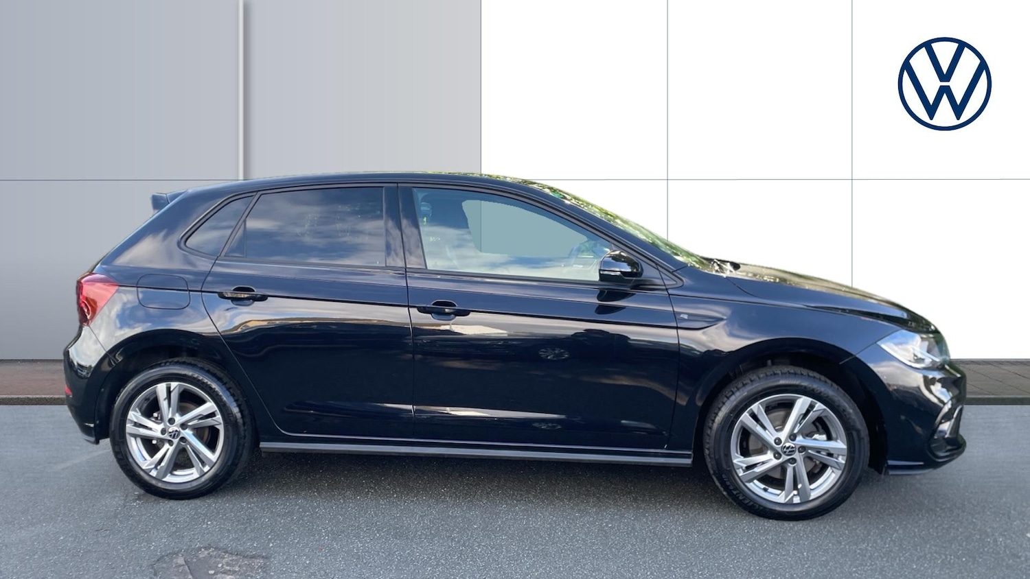 Used Volkswagen Polo 2024 for sale - 76322394: Photo 4