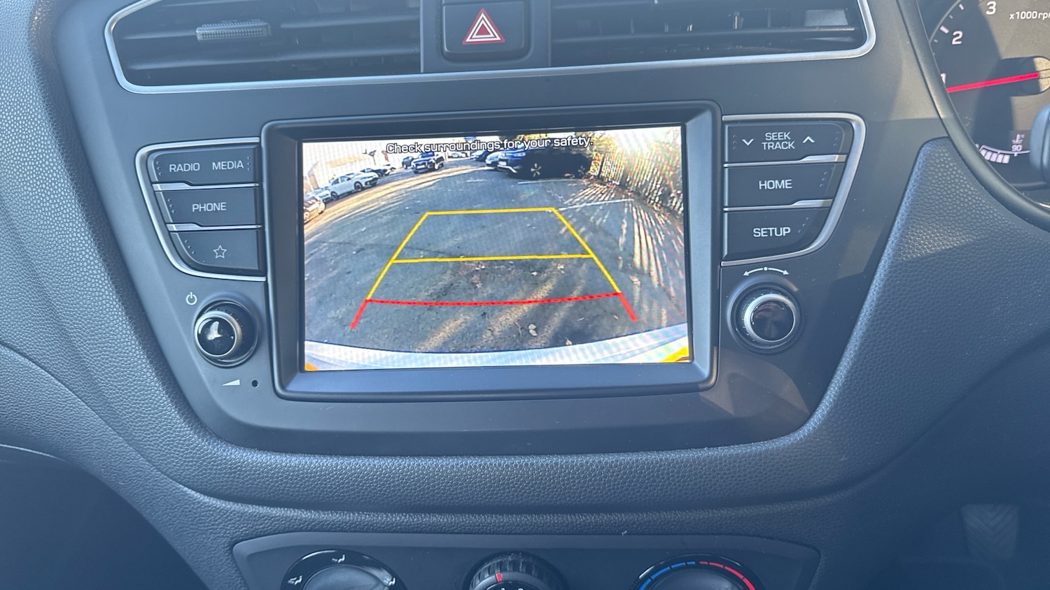 Used Hyundai i20 2018 for sale - 76734337: Photo 33