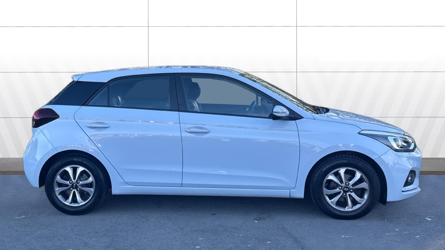 Used Hyundai i20 2018 for sale - 76734337: Photo 5