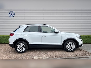 Used Volkswagen T-Roc 2022 for sale - 78250722: Photo