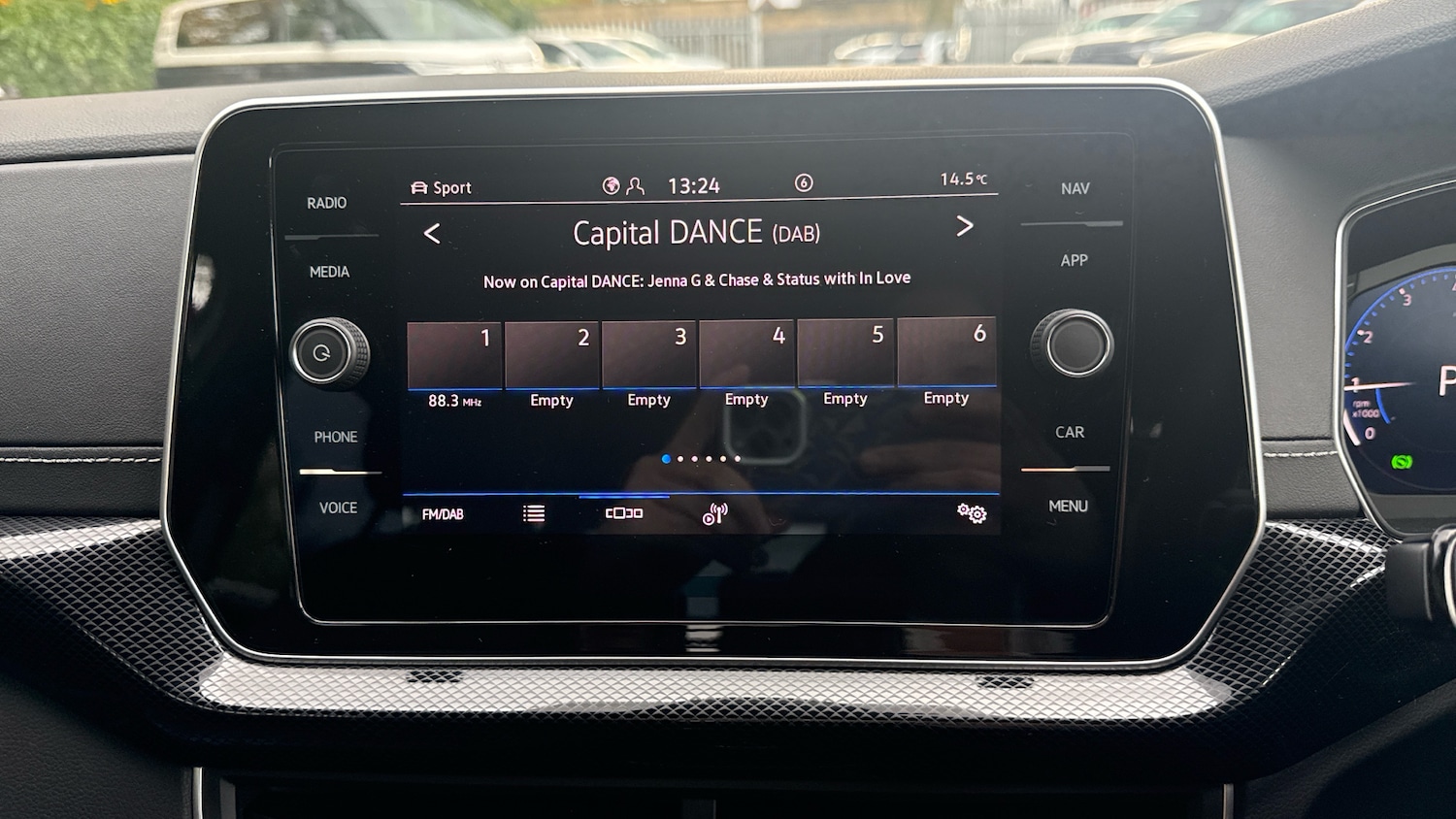 Used Volkswagen T-Cross 2025 for sale - 76480188: Photo 12