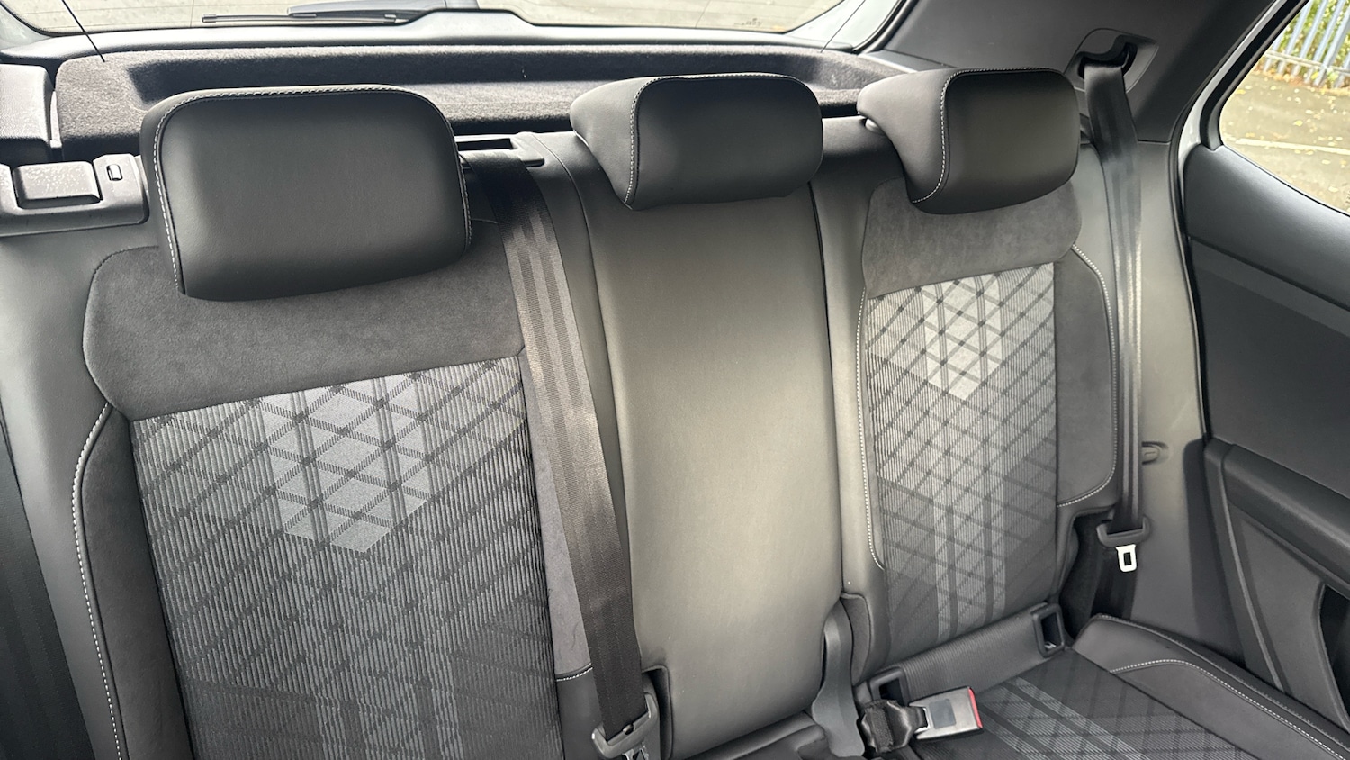 Used Volkswagen T-Cross 2025 for sale - 76480188: Photo 16