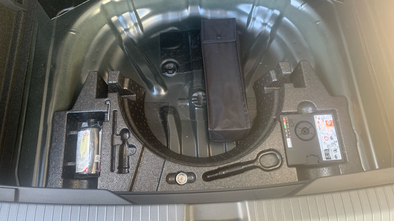 Used Volkswagen T-Roc 2025 for sale - 77541892: Photo 30