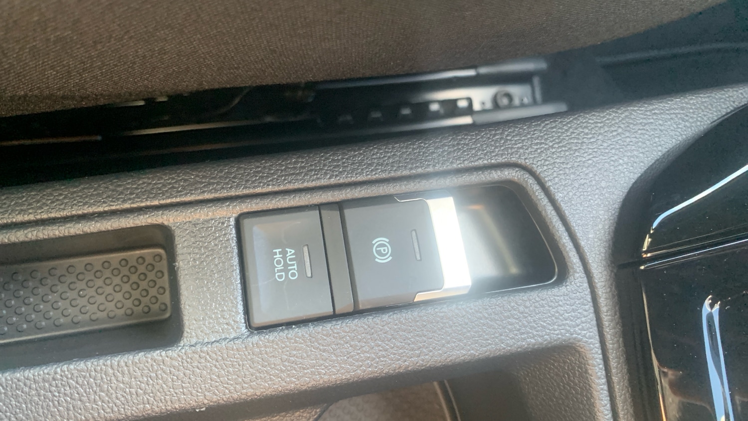 Used Volkswagen T-Roc 2025 for sale - 77541892: Photo 43