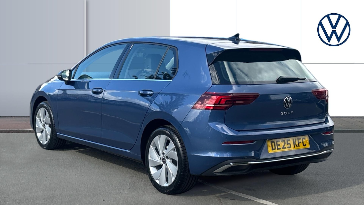 Used Volkswagen Golf 2025 for sale - 75955941: Photo 3