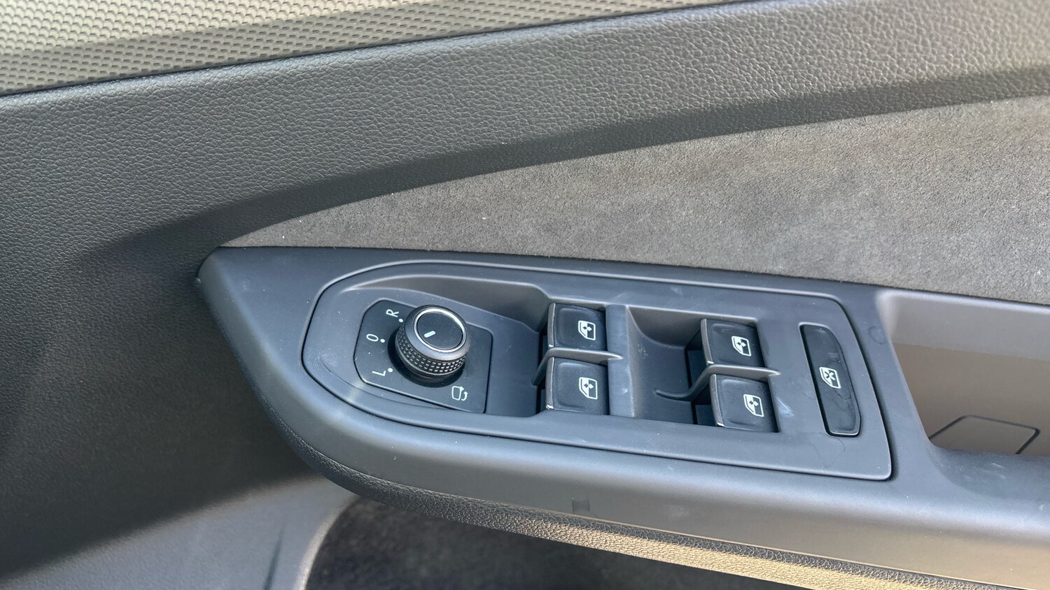 Used Volkswagen Golf 2025 for sale - 75955941: Photo 35