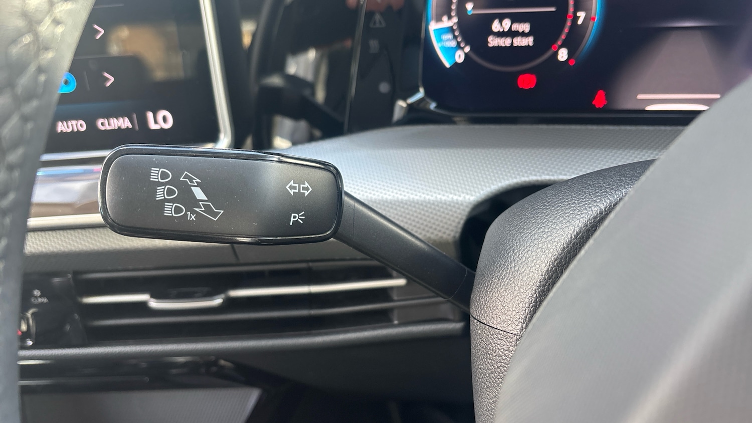 Used Volkswagen Golf 2025 for sale - 75955941: Photo 41