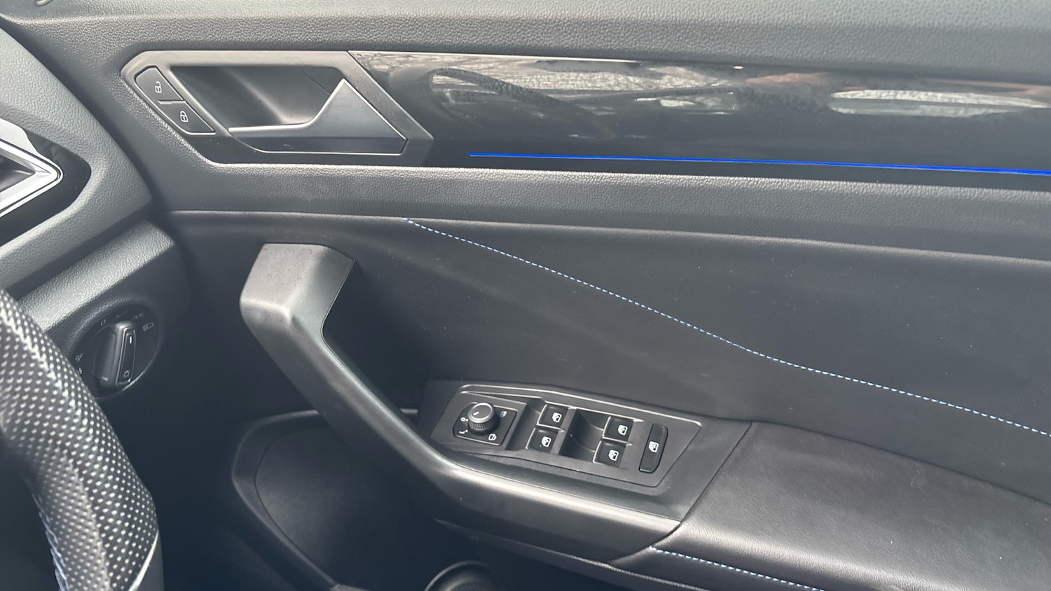 Used Volkswagen T-Roc 2022 for sale - 77258703: Photo 19