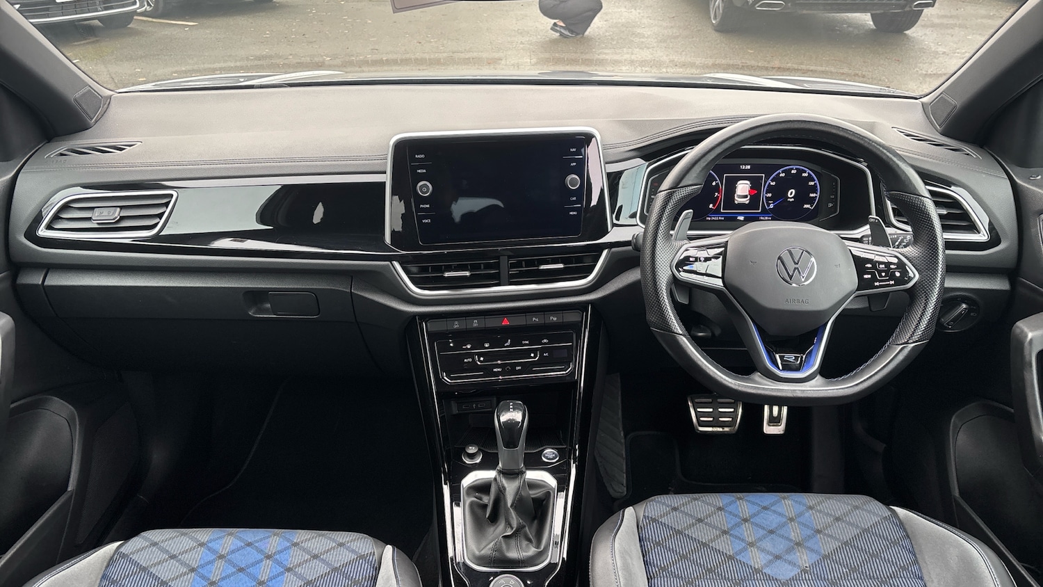 Used Volkswagen T-Roc 2022 for sale - 77258703: Photo 9