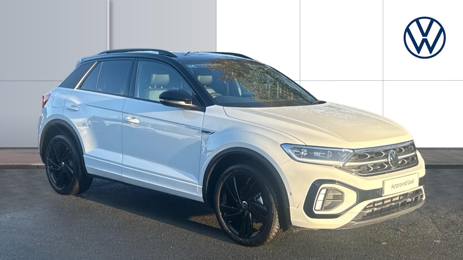 Used Volkswagen T-Roc 2025 for sale - 76905970: Photo 1