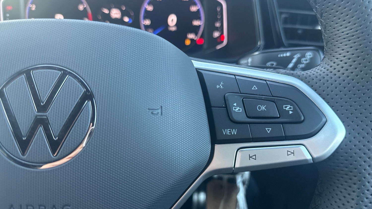 Used Volkswagen T-Roc 2025 for sale - 76905970: Photo 18