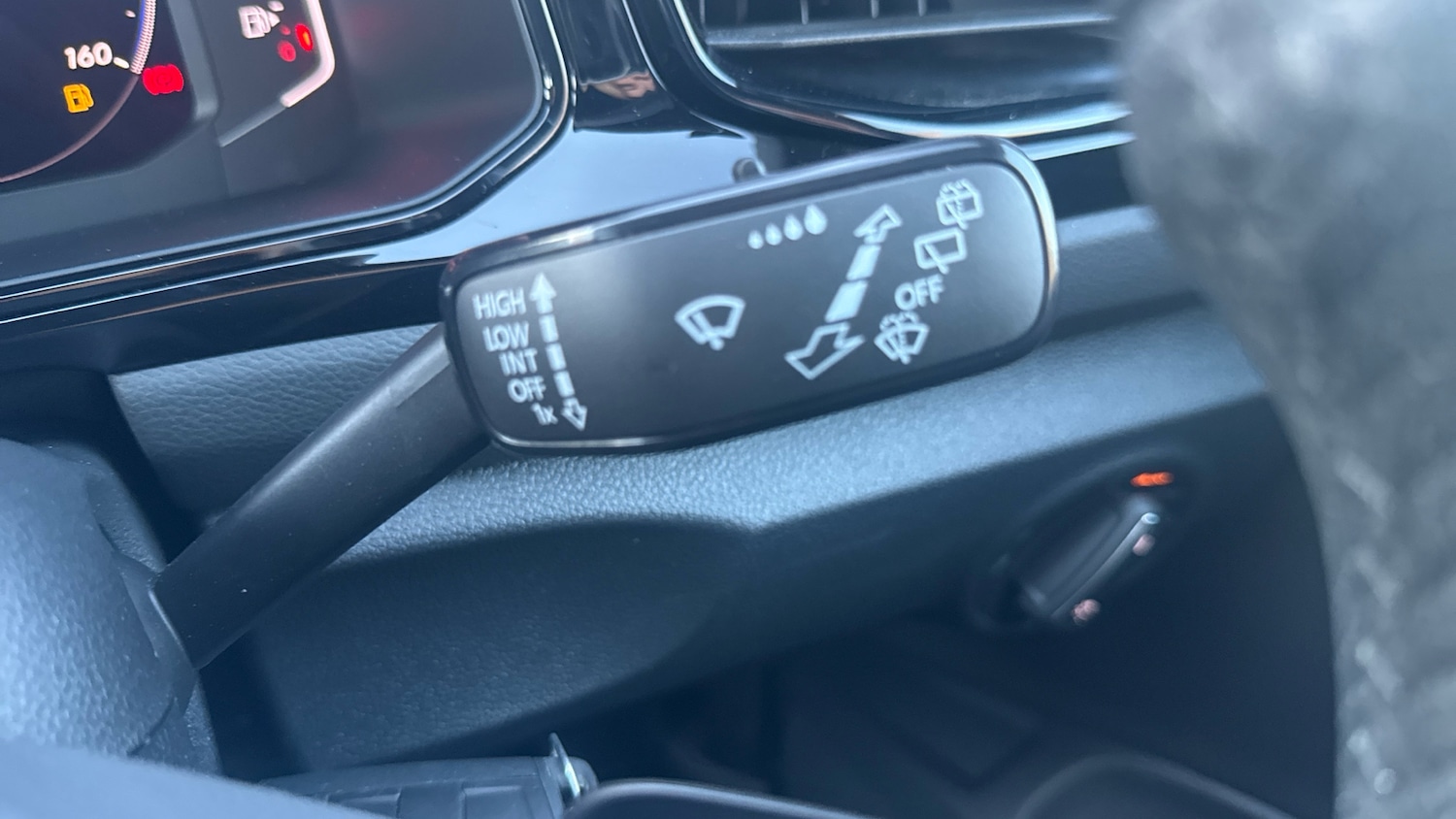 Used Volkswagen T-Roc 2025 for sale - 76905970: Photo 22