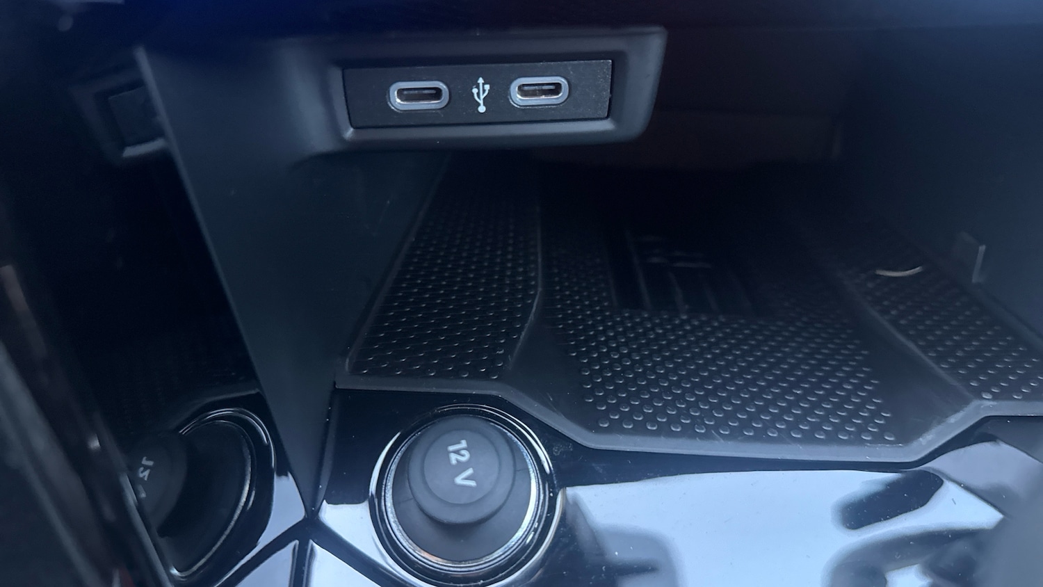 Used Volkswagen T-Roc 2025 for sale - 76905970: Photo 25