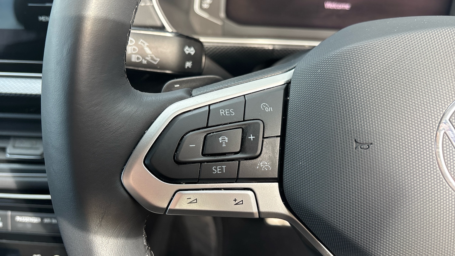 Used Volkswagen T-Cross 2025 for sale - 77663325: Photo 17