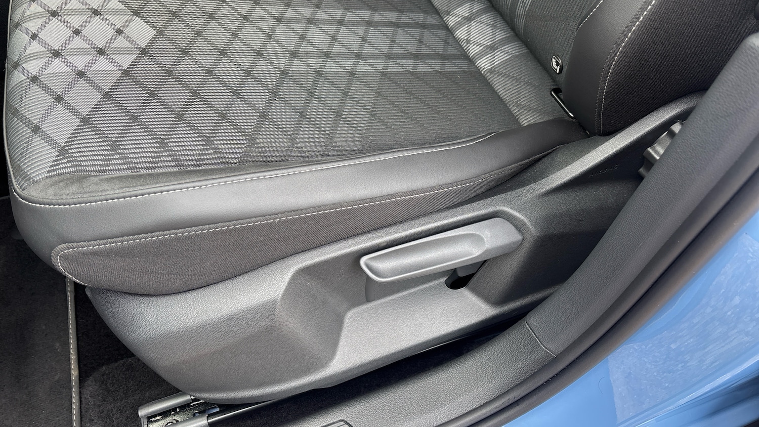 Used Volkswagen T-Cross 2025 for sale - 77663325: Photo 40