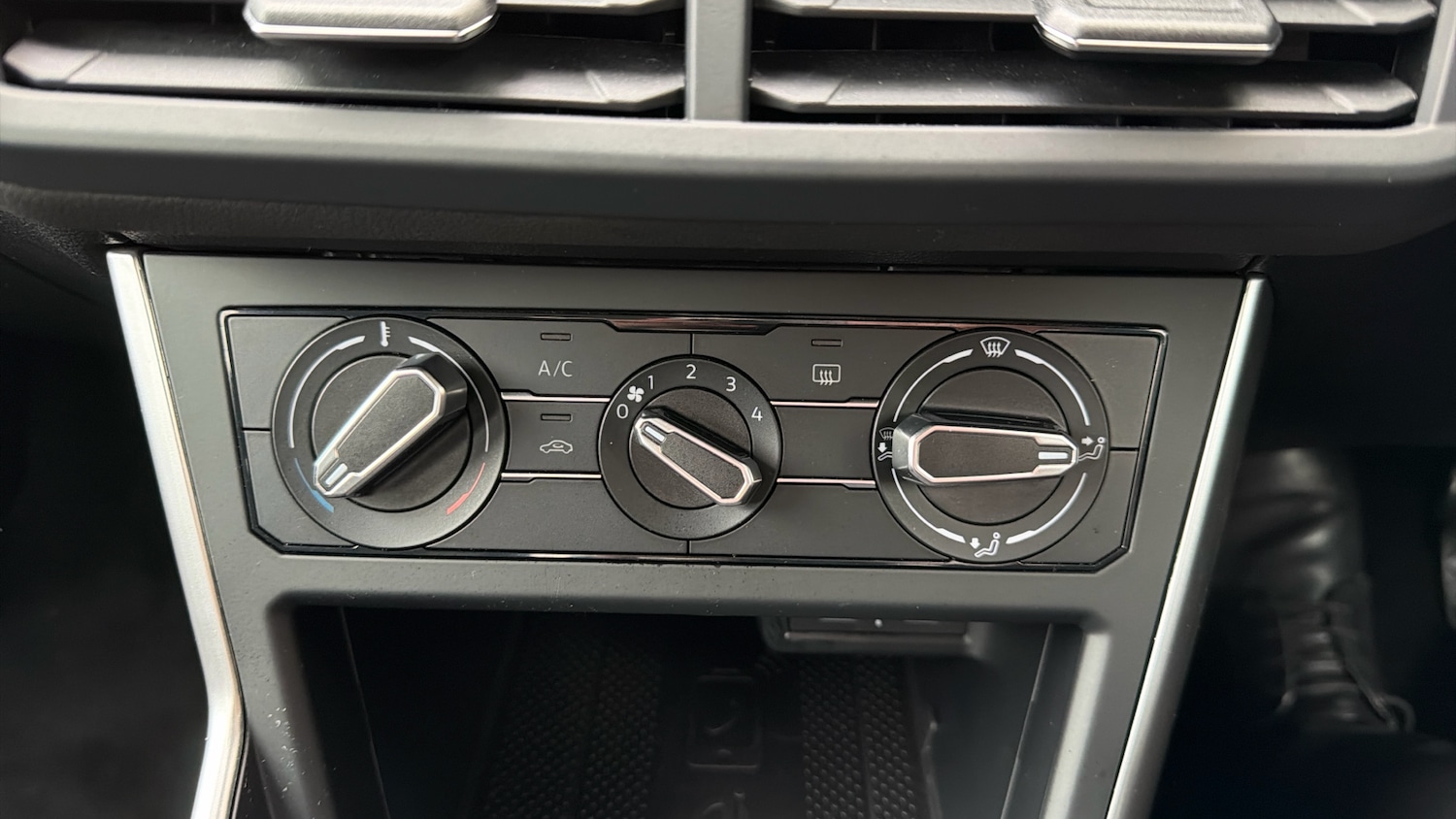 Used Volkswagen Polo 2023 for sale - 78199435: Photo 13