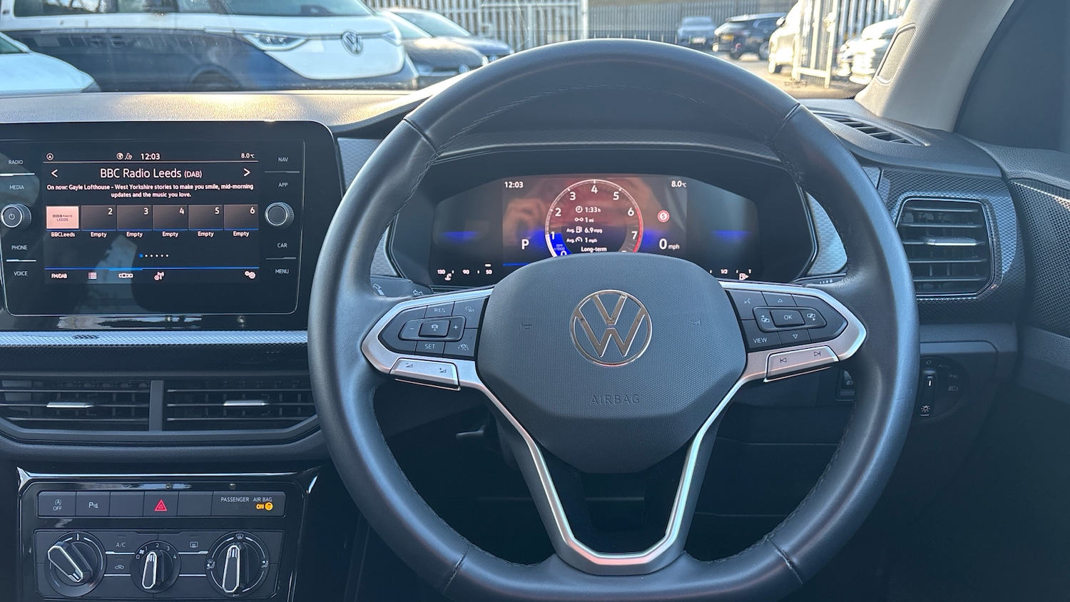 Used Volkswagen T-Cross 2025 for sale - 77184792: Photo 10