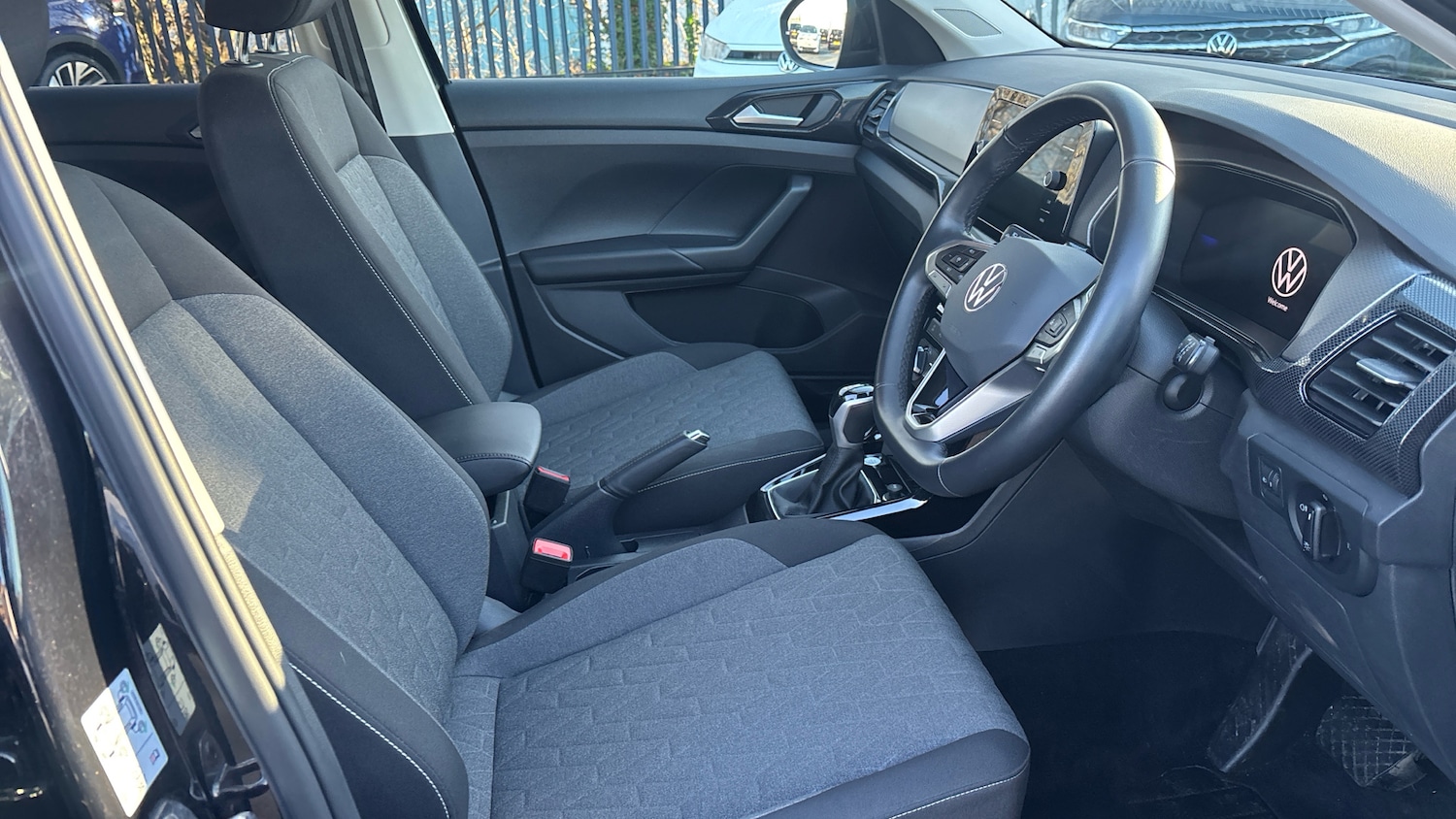 Used Volkswagen T-Cross 2025 for sale - 77184792: Photo 15