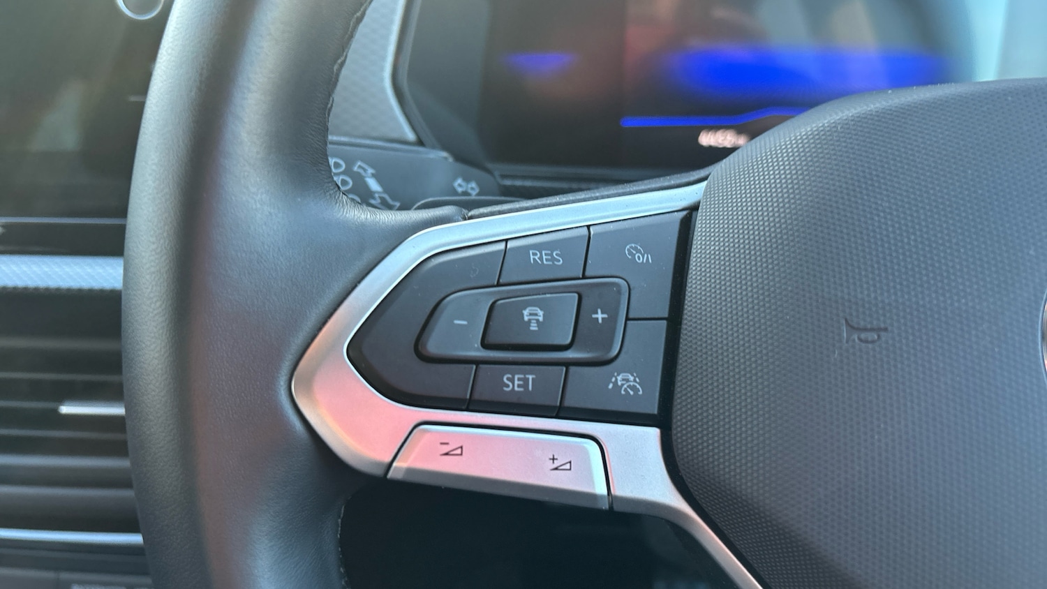 Used Volkswagen T-Cross 2025 for sale - 77184792: Photo 17