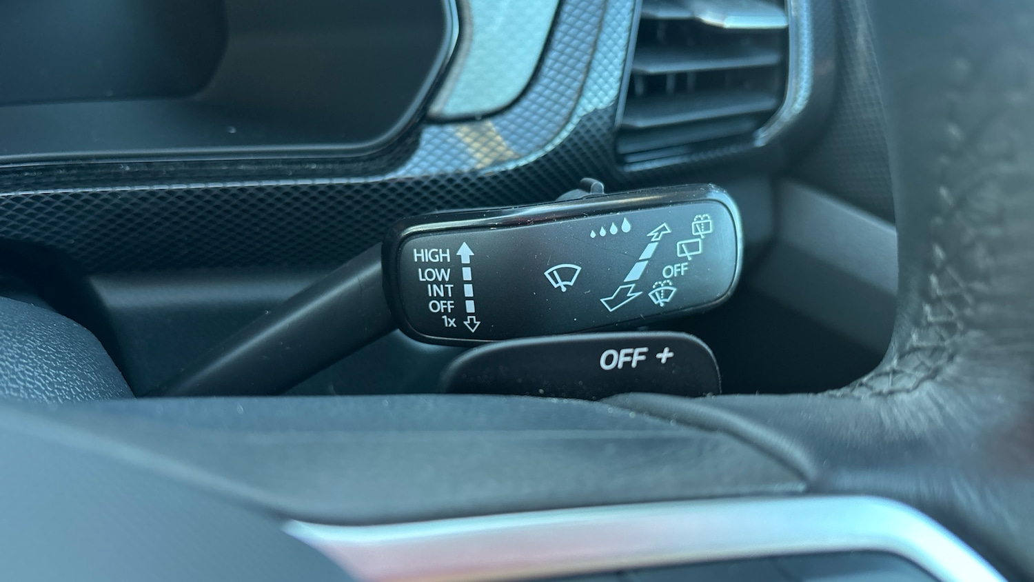 Used Volkswagen T-Cross 2025 for sale - 77184792: Photo 25