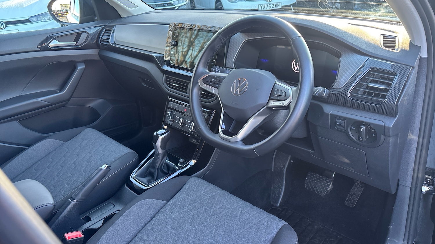 Used Volkswagen T-Cross 2025 for sale - 77184792: Photo 6