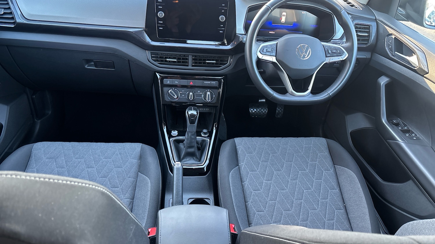 Used Volkswagen T-Cross 2025 for sale - 77184792: Photo 9