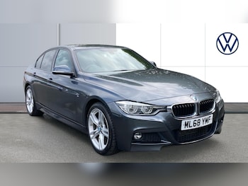 Used BMW 3 Series 2018 for sale - 75662300: Photo