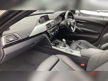 Used BMW 3 Series 2018 for sale - 75662300: Photo