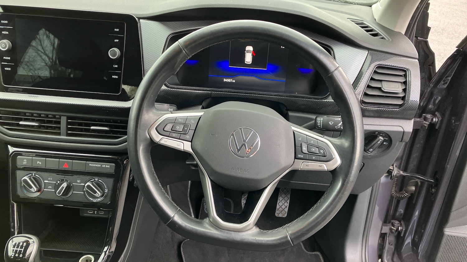 Used Volkswagen T-Cross 2024 for sale - 77446086: Photo 10