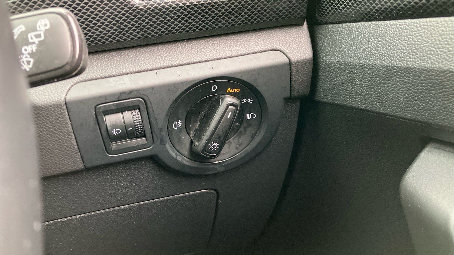 Used Volkswagen T-Cross 2024 for sale - 77446086: Photo 24