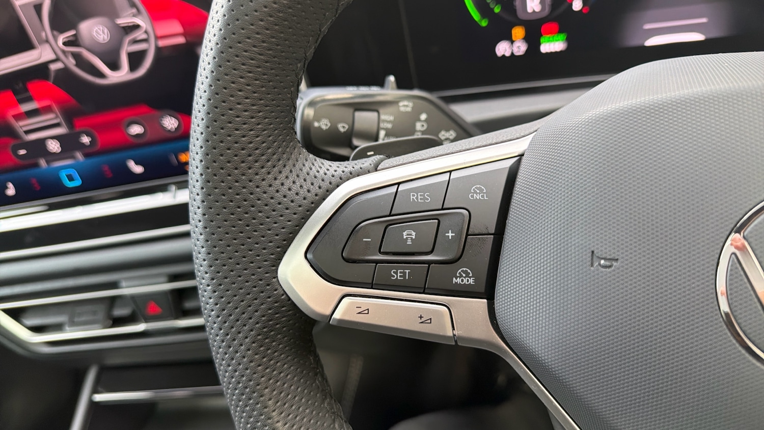 Used Volkswagen Tiguan 2025 for sale - 77663324: Photo 17